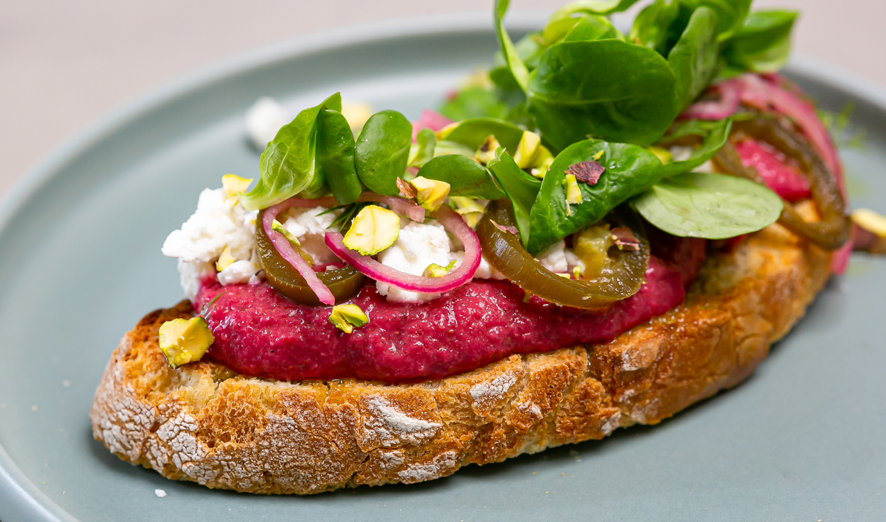 Beetroot Hummus 
