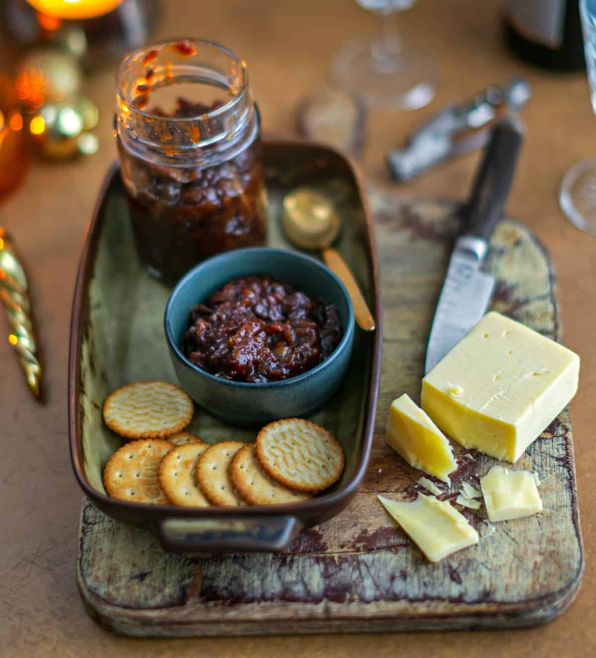 Pear Date and Tamarind Chilli Chutney